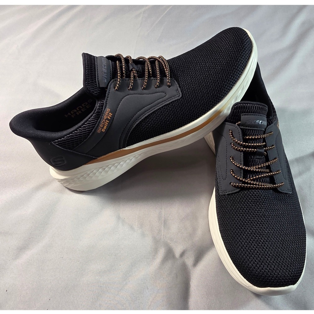 Skechers Swift Fit Hands Free Slip-ins Mens 10 Black Sneakers NEW